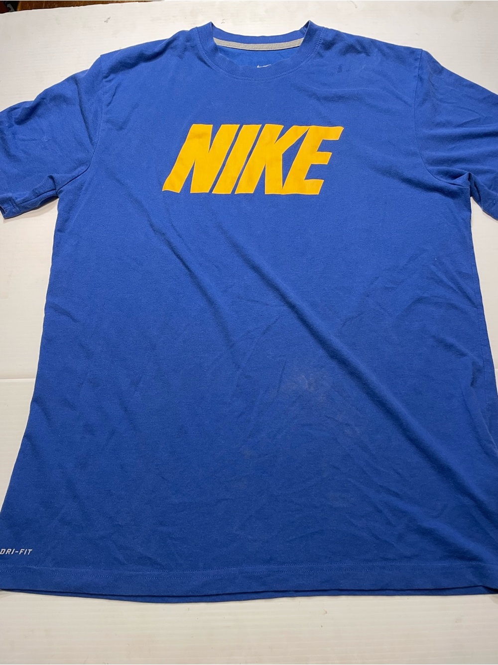 Nike Dri-Fit Royal Blue T Shirt Bold Yellow NIKE Graphic Short Slv Men Sz L Read